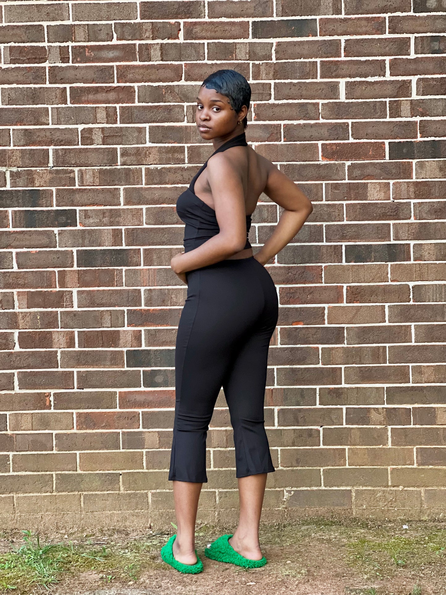 Neck Top & Capri Set
